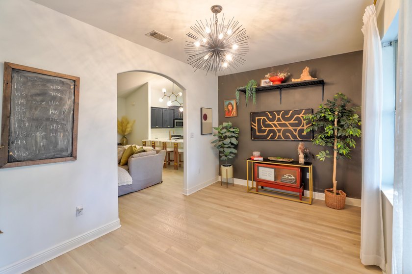 Welcome to your own private retreat in the highly sought-after - photo 3