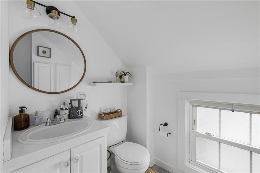 Unique opportunity to convert this property back to a - photo 36