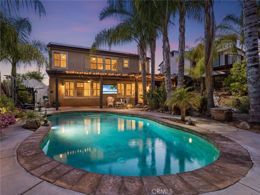 Back Active...Pool Home in Murrieta - no HOA - loaded with - photo 2