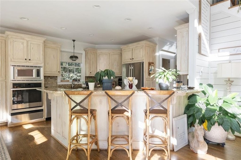7.59 Acre Chattahoochee Riverfront Estate with Fully Renovated - photo 17