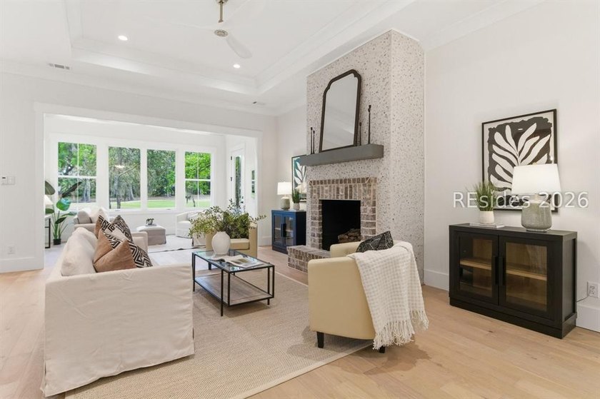 Looking for timeless luxury in a quiet, serene neighborhood that - photo 9