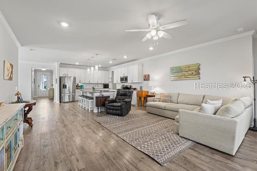GREAT NEW PRICE! This beautiful Cypress Ridge home checks ALL - photo 8