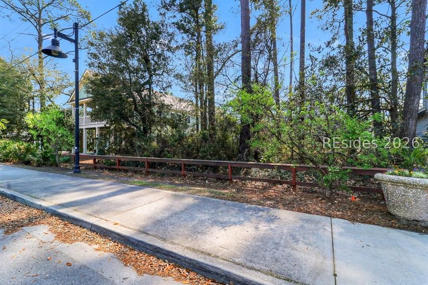 5812 Guilford Place offers a rare mixed use opportunity in the - photo 4