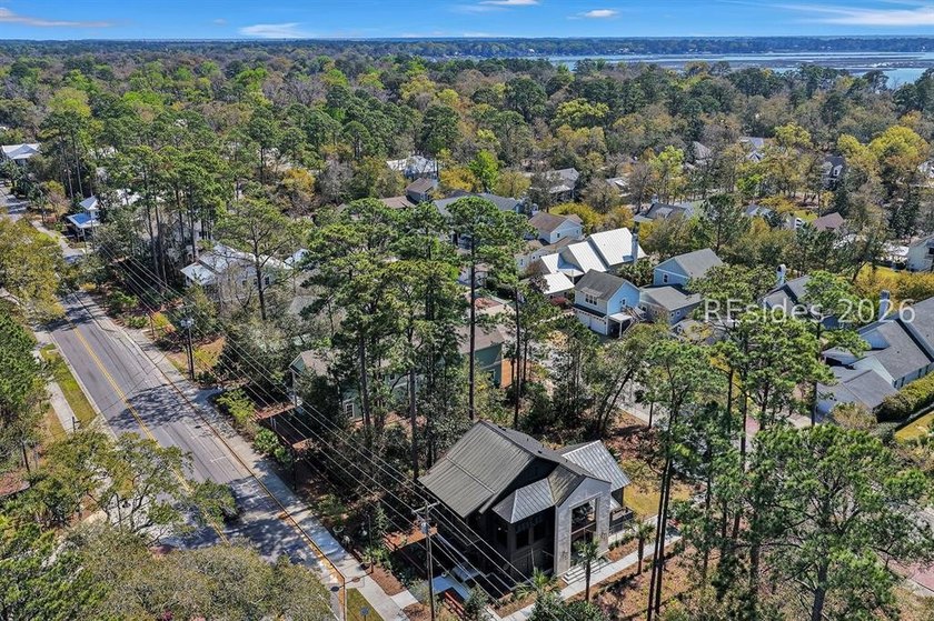 5812 Guilford Place offers a rare mixed use opportunity in the - photo 9
