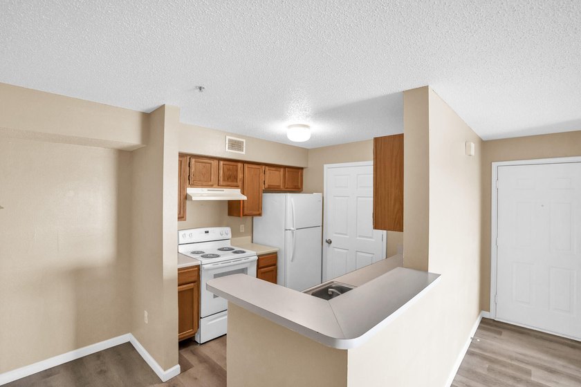 Unbeatable Location in the Heart of Destin! Welcome to Indian - photo 2