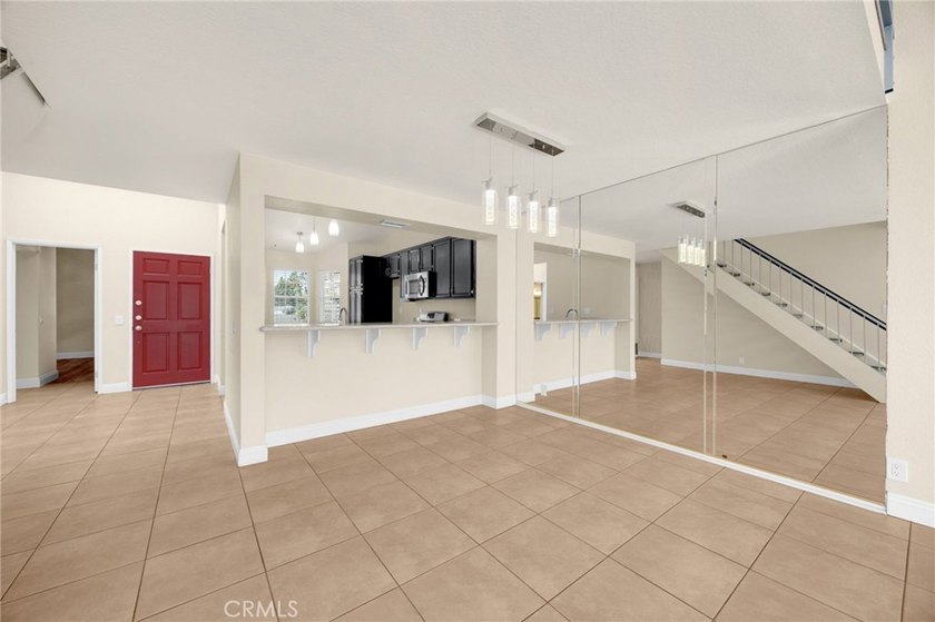 This spacious two-primary-suite condo offers exceptional - photo 18