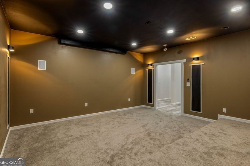 Set on two expansive lots within a private community, this - photo 10