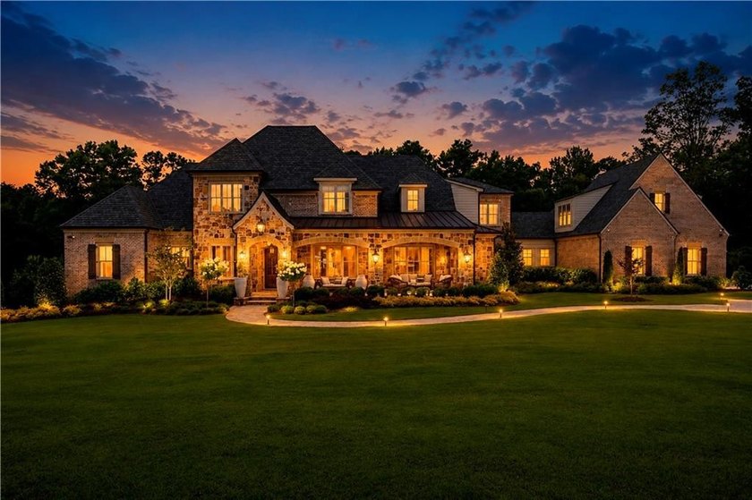 Stunning French Country estate custom built by Smith &amp; Kennedy - photo 4