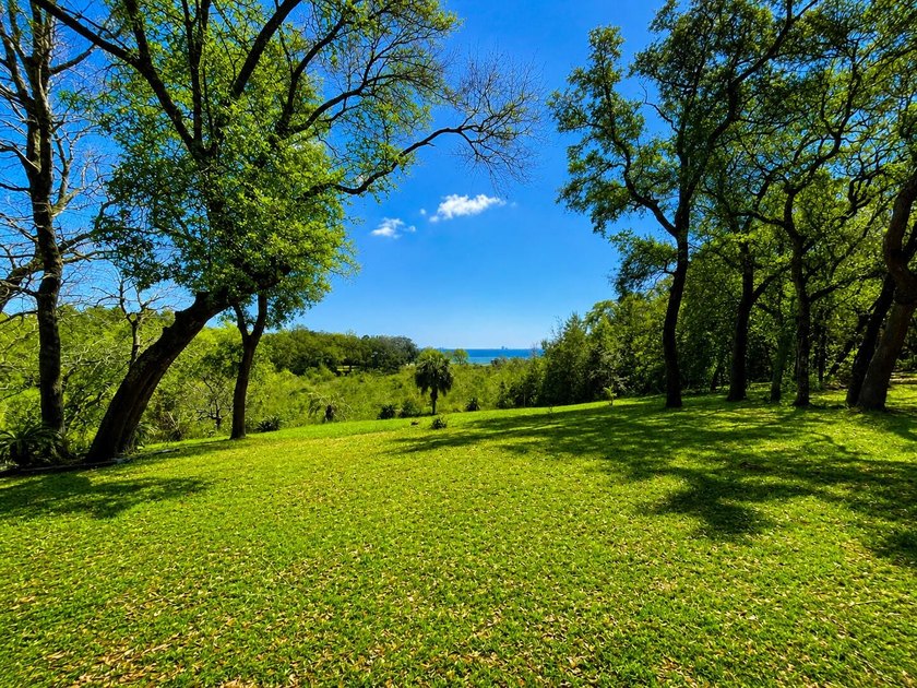 UNMATCHED PRIVACY, SPECTACULAR VIEWS, &amp; ULTIMATE NICEVILLE - photo 3