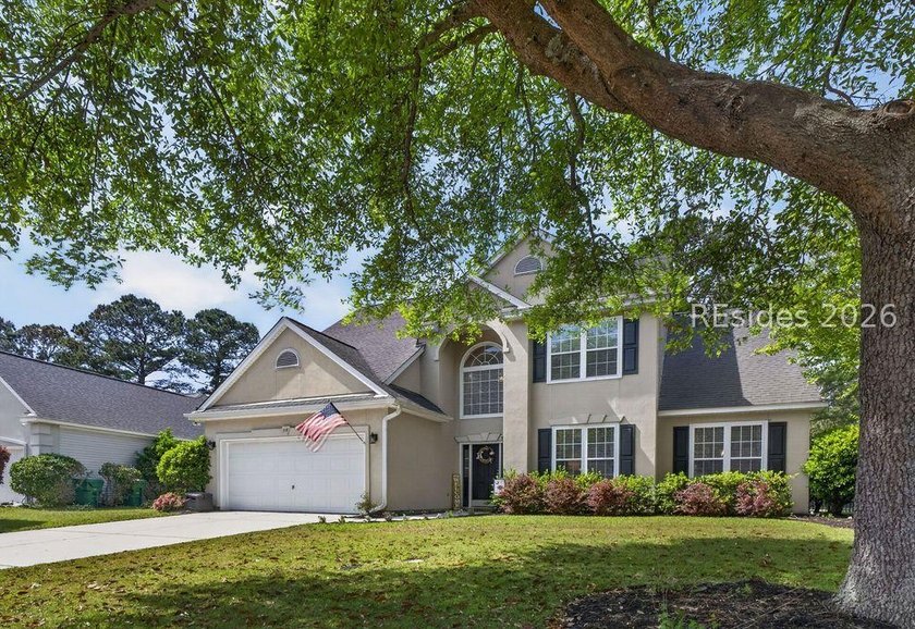 Conveniently located in the heart of Bluffton, just minutes from - photo 3