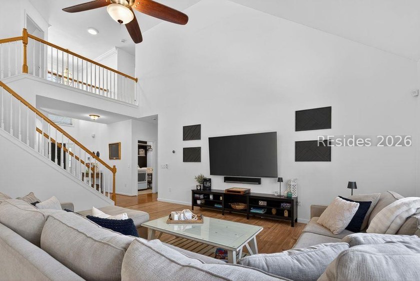 Conveniently located in the heart of Bluffton, just minutes from - photo 10