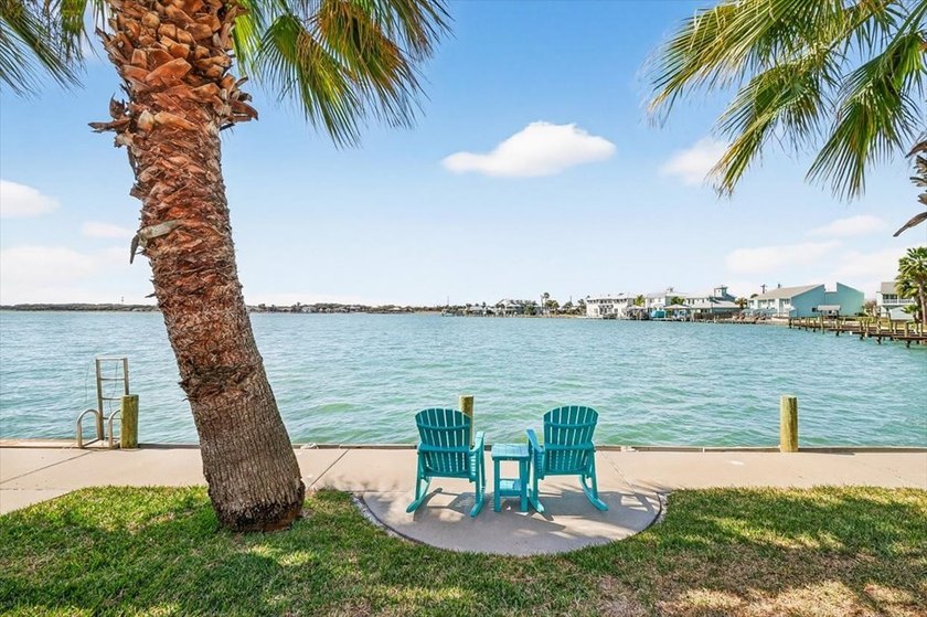 Wow, these views are absolutely stunning! Welcome to coastal - photo 12