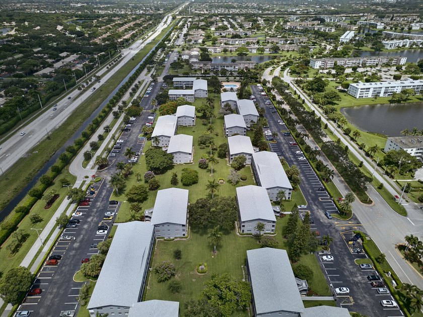 The Best Value inBoca Raton! Low-priced condo in the community! - photo 20