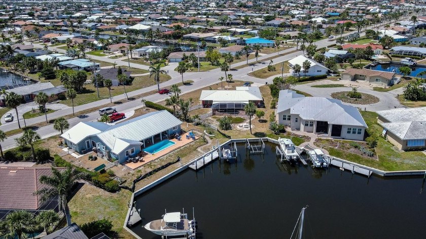 PRICE REDUCED! COMPLETELY REMODELED AND UPDATED 3/2/2 SAILBOAT - photo 42