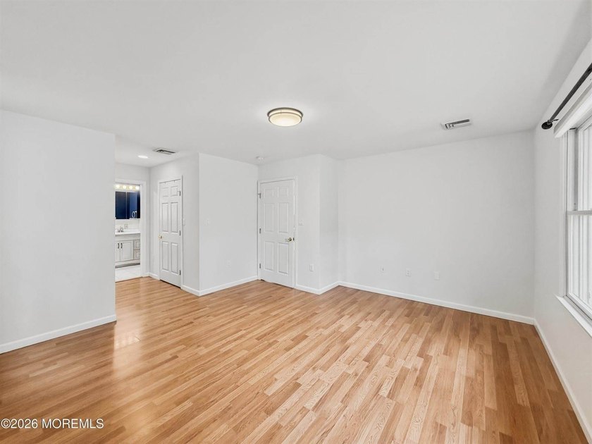 Endless possibilities await in this expansive 3,400+ sq ft - photo 30