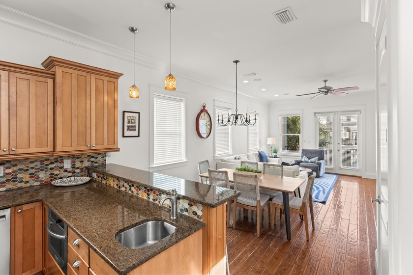 Welcome to Destiny by the Sea, Destin's premier gulf-front - photo 4