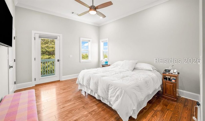 Welcome to 5 Tradewind Lane, a stunning coastal retreat in the - photo 47
