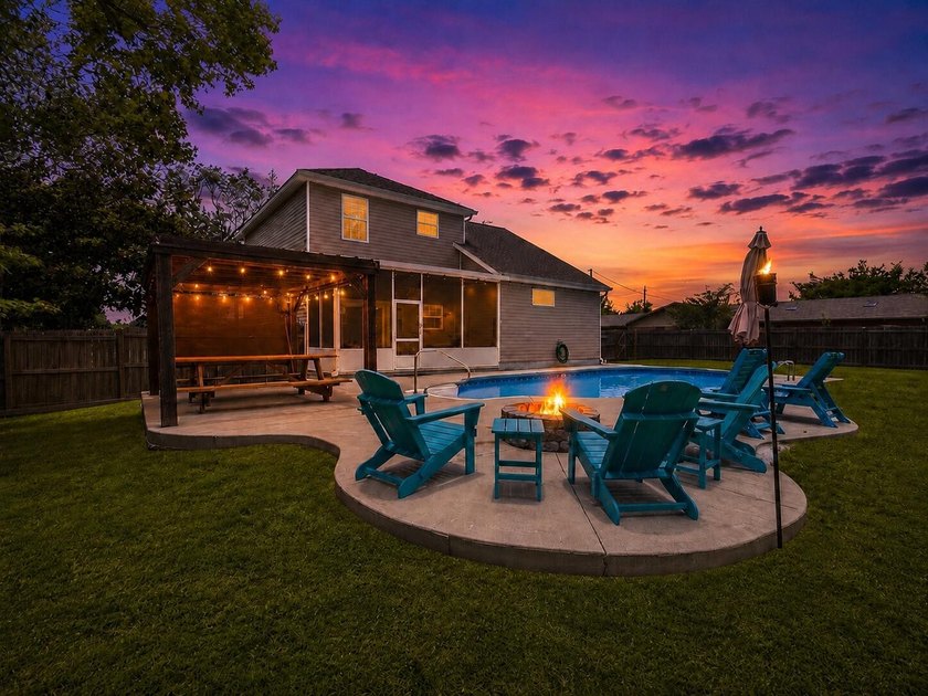 Welcome to a home that's built for making memories. Perfectly - photo 2