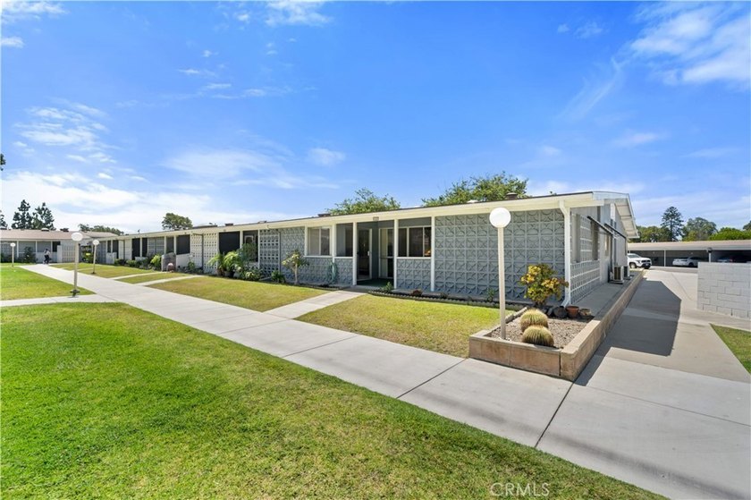 Welcome to M1-10G, Corner 2-Bedroom with Bonus Room, 1-Bath Home - photo 26