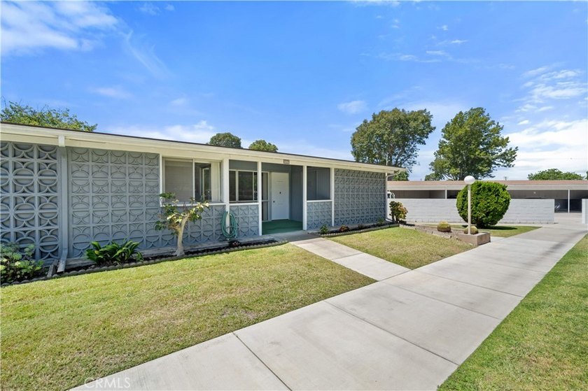 Welcome to M1-10G, Corner 2-Bedroom with Bonus Room, 1-Bath Home - photo 28