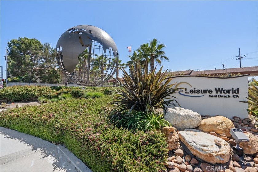 Welcome to M1-10G, Corner 2-Bedroom with Bonus Room, 1-Bath Home - photo 30