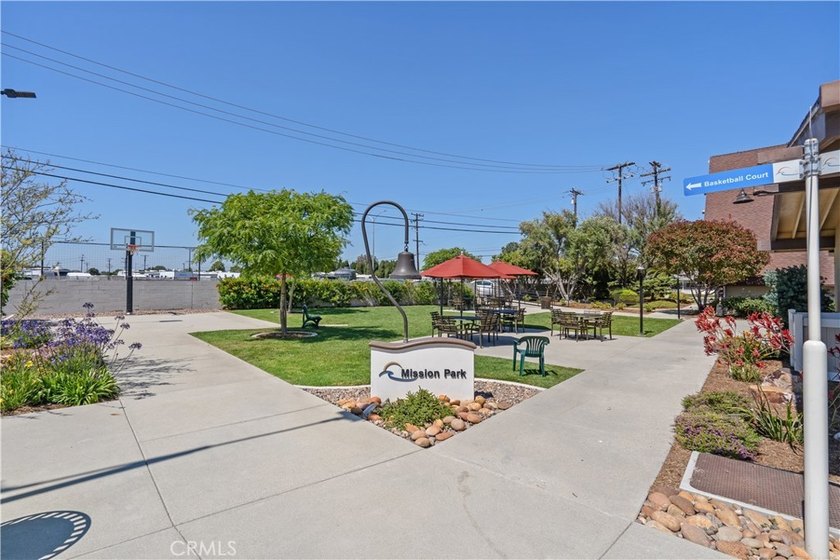 Welcome to M1-10G, Corner 2-Bedroom with Bonus Room, 1-Bath Home - photo 32