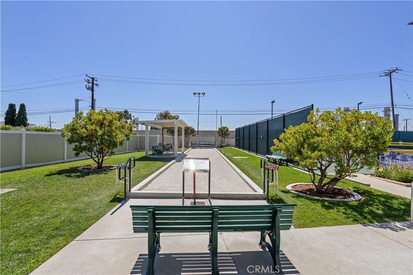 Welcome to M1-10G, Corner 2-Bedroom with Bonus Room, 1-Bath Home - photo 33