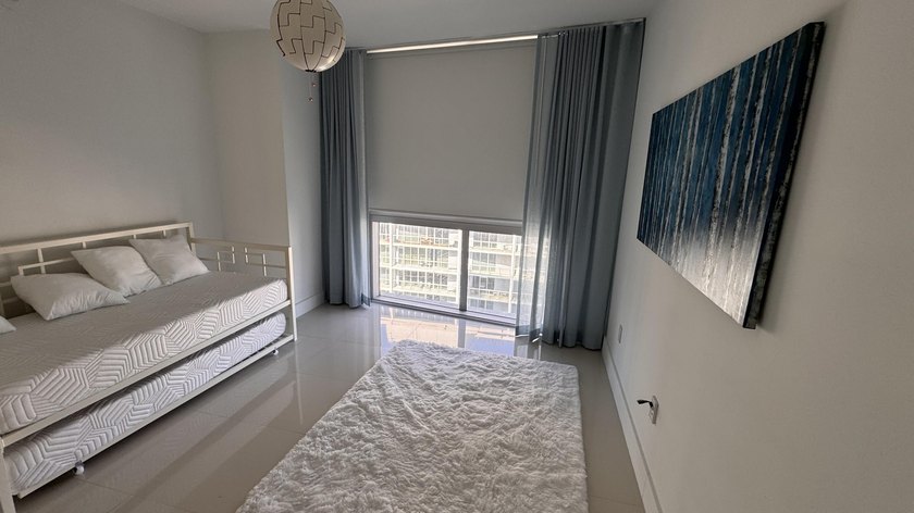 BEAUTIFUL 2BED/2BATH UNIT IN THE HEART OF BRICKELL. PARTIAL - photo 7