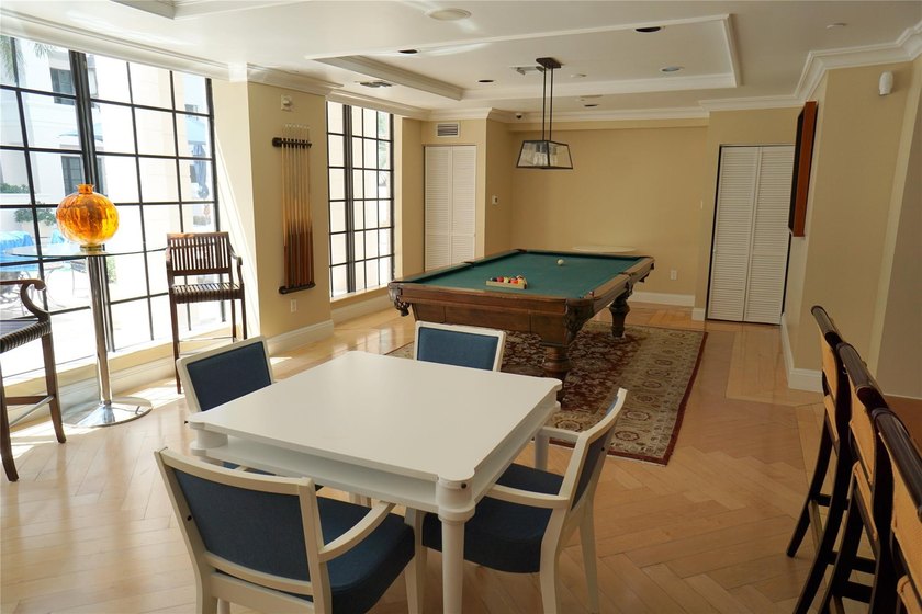 Luxury, light &amp; bright fully updated 2-bedroom, 2-bathrooms - photo 29