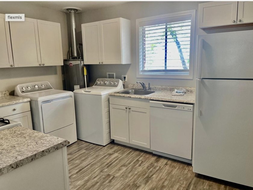 Motivated Seller! Do Not disturb tenants! Zoned Suburban - photo 7