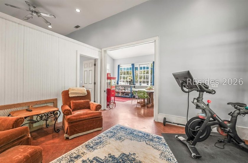 Charming 1940s ranch full of character, featuring spacious front - photo 37