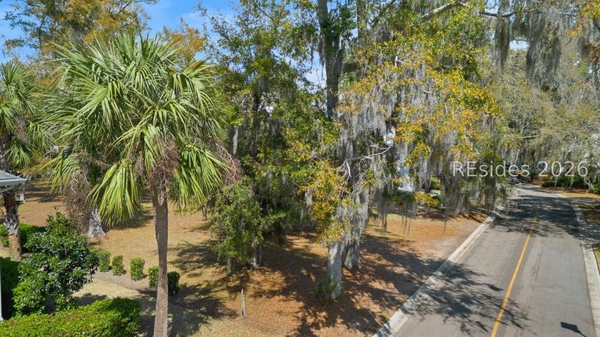 Welcome to this NEW CONSTRUCTION exceptional 1.5 story home in - photo 5