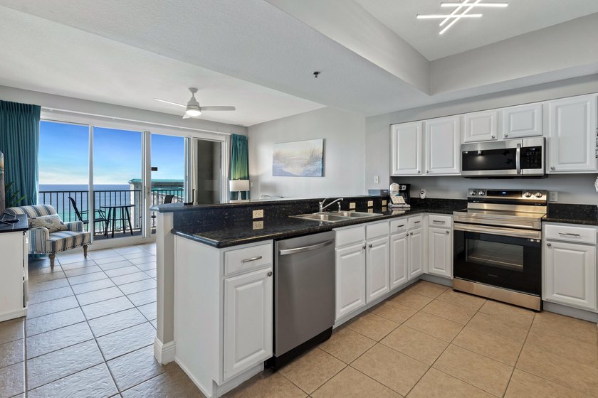 Gorgeous views of the Gulf of Mexico from this 1 bedroom 1.5 - photo 3