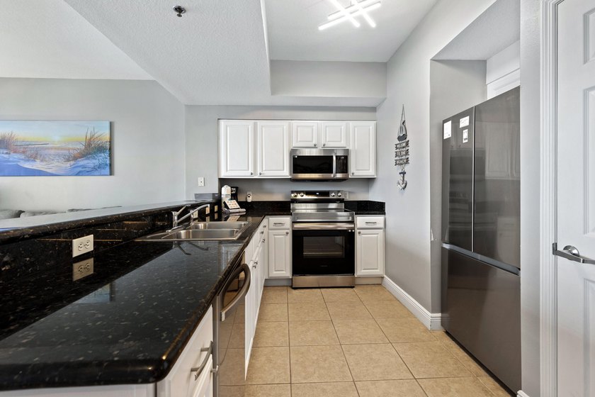 Gorgeous views of the Gulf of Mexico from this 1 bedroom 1.5 - photo 6