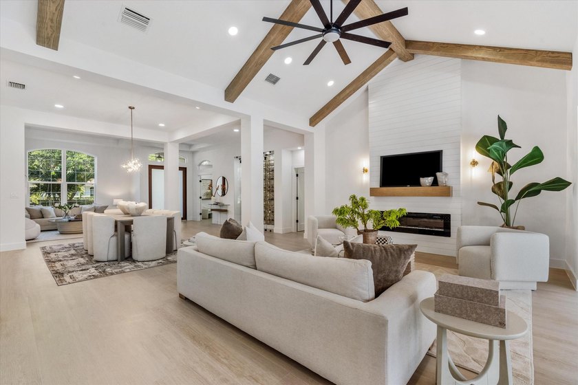 Welcome to a Masterpiece of luxury living. This Newly Renovated - photo 12