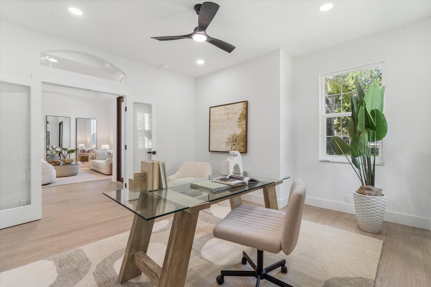 Welcome to a Masterpiece of luxury living. This Newly Renovated - photo 31