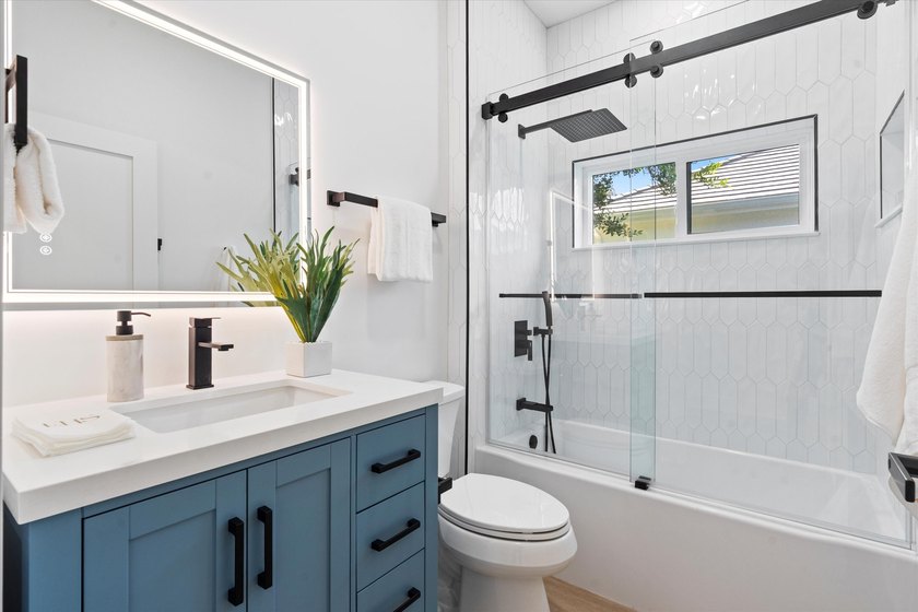 Welcome to a Masterpiece of luxury living. This Newly Renovated - photo 33