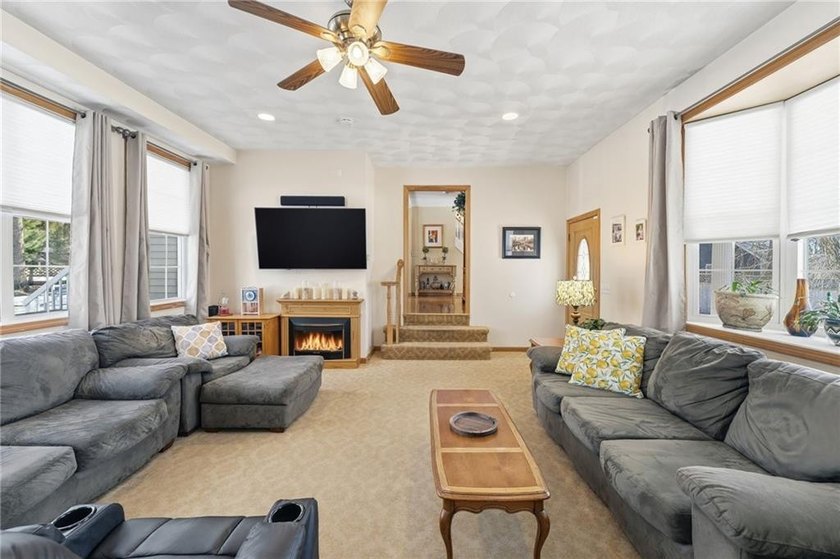 MOTIVATED SELLER! Say come see my beautiful Four bedroom 3 - photo 5