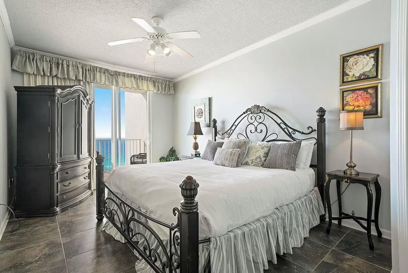 Welcome to Majestic Sun B1001, an exceptional 10th-floor corner - photo 6
