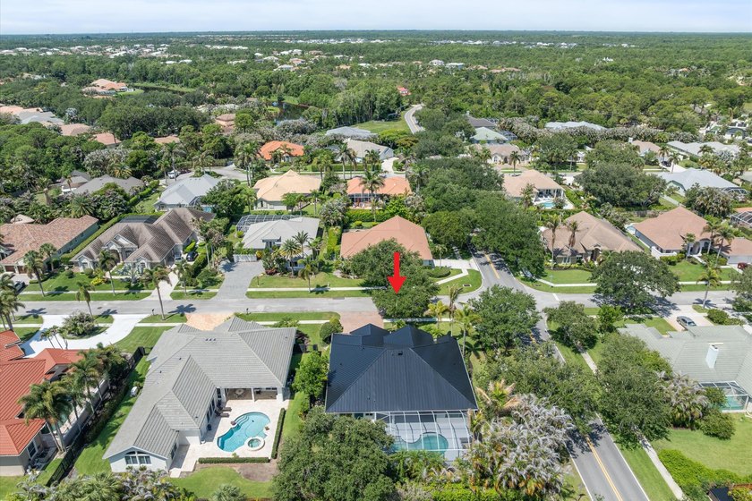 Welcome to a Masterpiece of luxury living. This Newly Renovated - photo 46