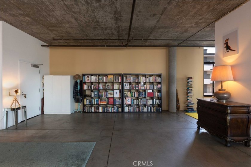 The iconic Temple Lofts complex delivers the original - photo 13