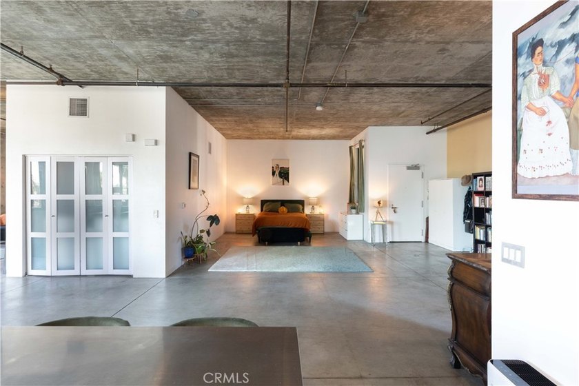 The iconic Temple Lofts complex delivers the original - photo 16