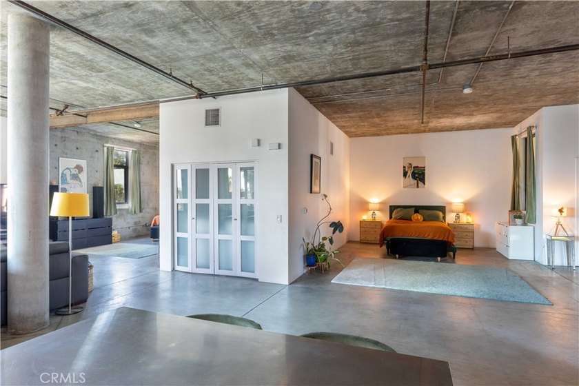 The iconic Temple Lofts complex delivers the original - photo 21