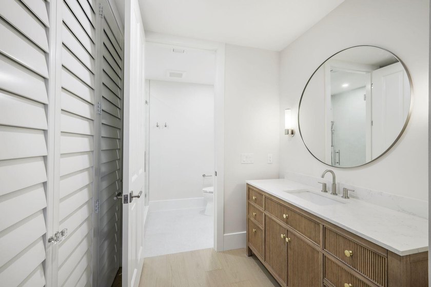Welcome to an extraordinary coastal residence in Hideaway Beach - photo 37