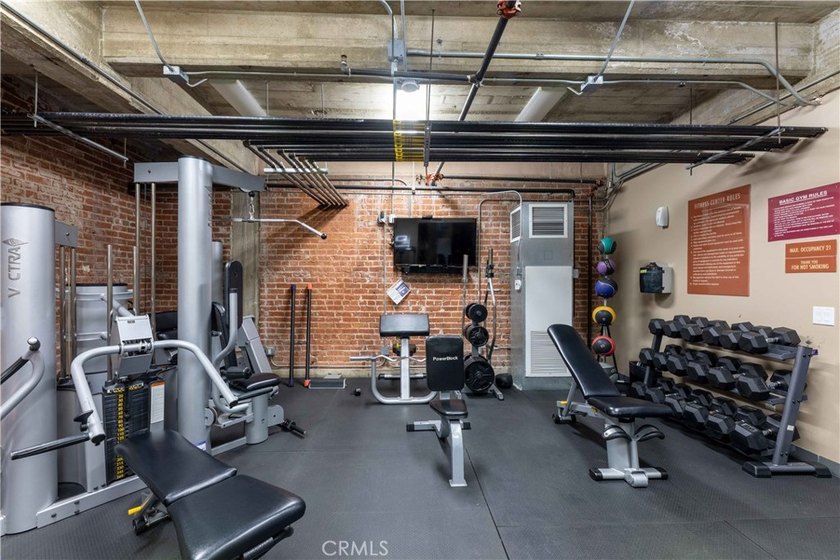 The iconic Temple Lofts complex delivers the original - photo 47