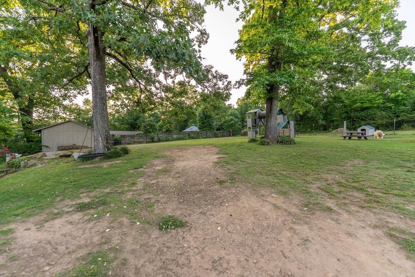 Spacious Brick Home in Town | Batesville, Arkansas Updated - photo 49