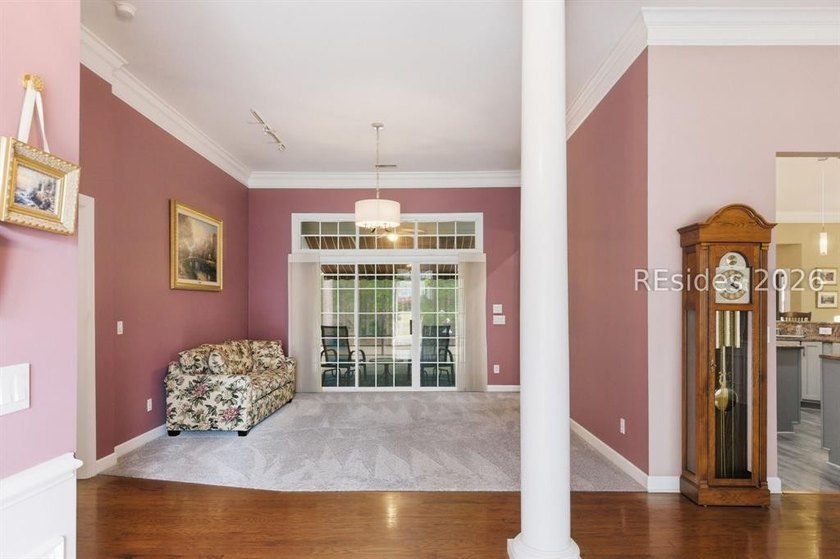 Nestled on a quiet cul-de-sac in the highly desirable community - photo 9