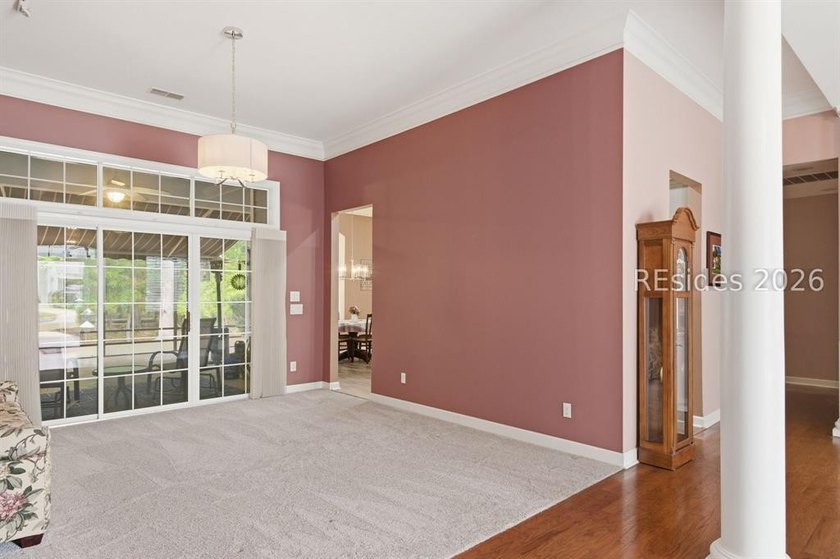 Nestled on a quiet cul-de-sac in the highly desirable community - photo 10