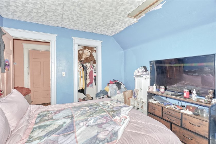 This home offers endless potential and is ready for your - photo 11