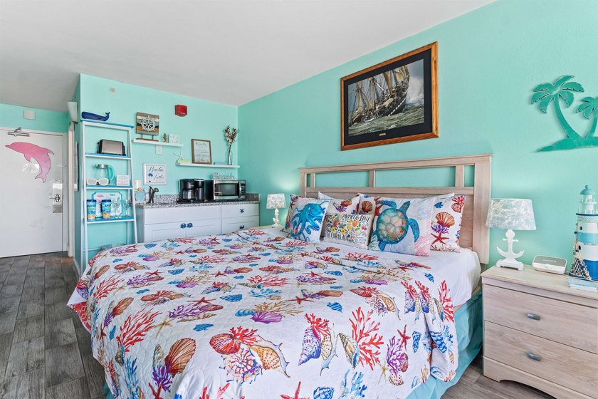 This is it! One of the lowest-priced oceanfront condos currently - photo 8